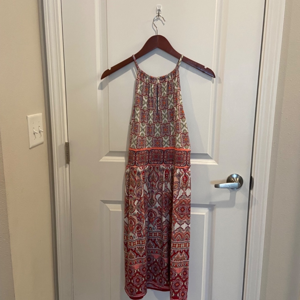Dress - Picture 2 of 2
